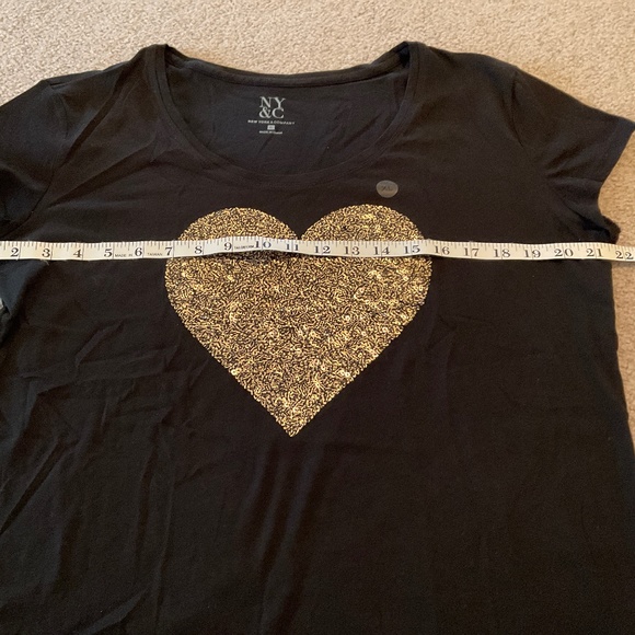 size XL, bust up to 44” inches, heart of gold sequin shirt, new condition - Picture 3 of 8